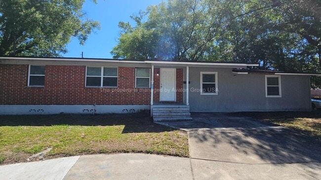 Photo - 2415 N Canal St