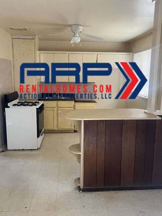 Photo - 3800 Taylor Ave Unit 2
