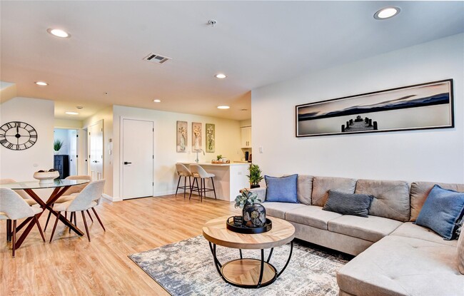 Building Photo - 48 Park Ave Unit 3A Rental