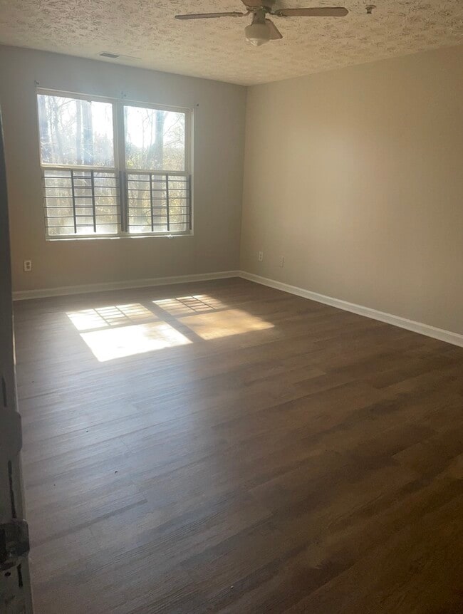 Photo - New Flooring Great Location! Unit 7104