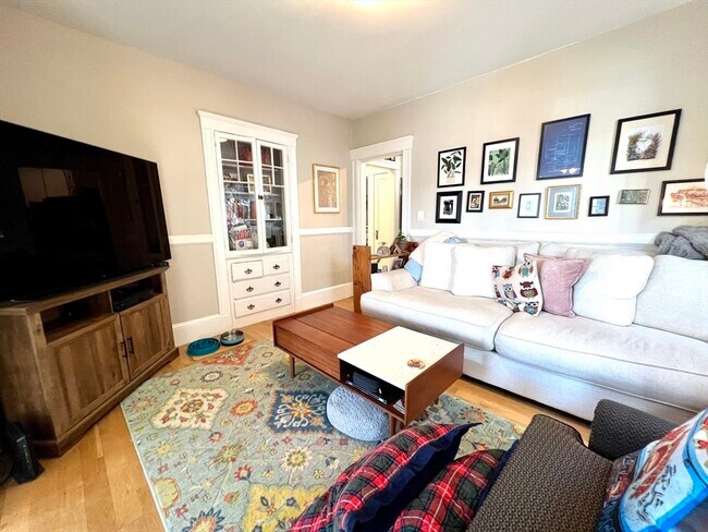 Photo - 29 Wood St Unit 1