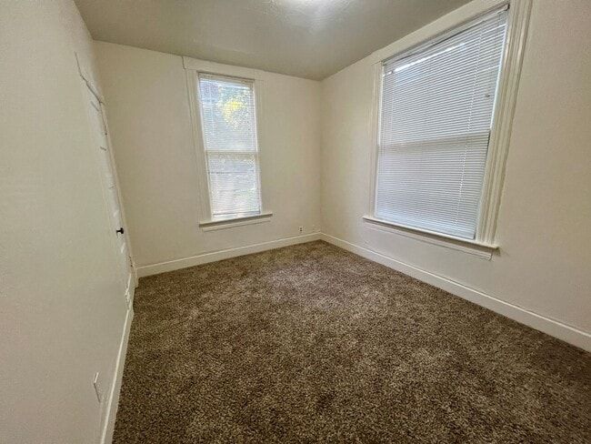 Photo - 1044 Lincoln St