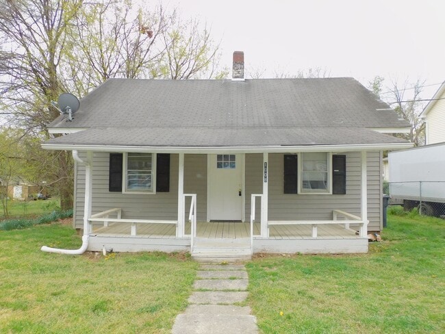 Building Photo - 1008 Cranbrook St Rental