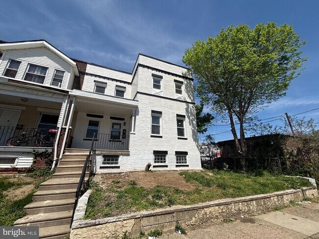 Photo - 7211-13 Theodore St Unit 2