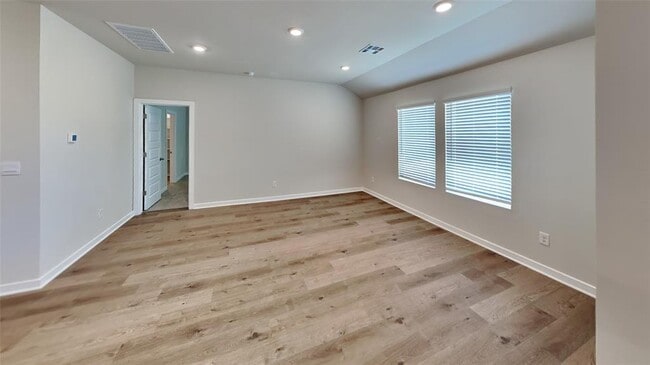 Photo - 2825 Otis Ln