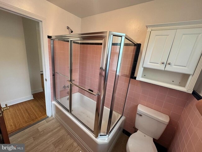 Photo - 410 Paoli Ave