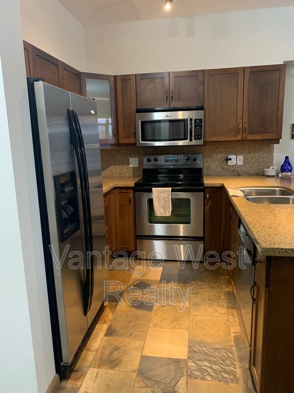 Photo - 654-654 Cook Rd