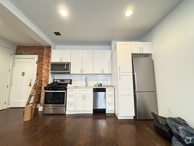 Building Photo - 410 Eastern Pkwy Unit 3F Rental