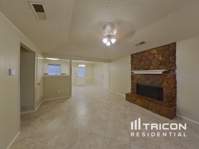 Photo - 4008 Segram Ct