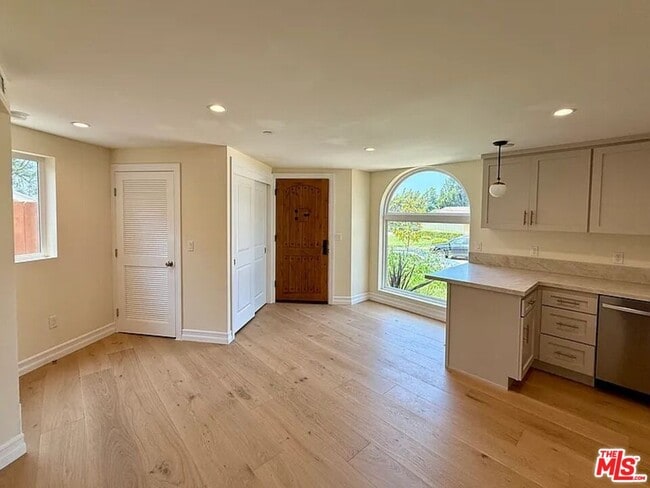 Photo - 2807 Dunleer Pl
