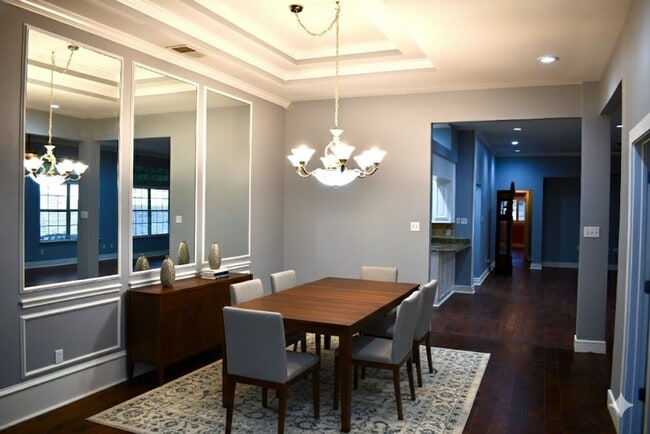 Photo - Absolutely Stunning!