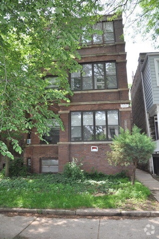 Building Photo - 1441 W Berteau Ave Unit G Rental