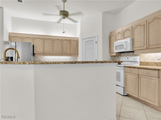 Photo - 1580 Argyle Dr