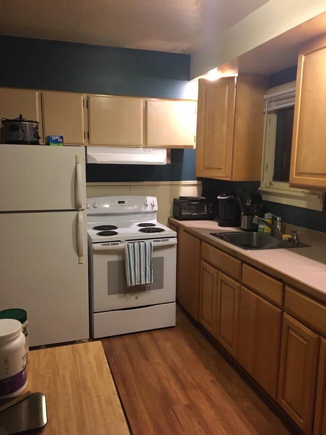 Photo - 909 North 97th St Unit A