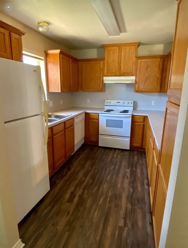 Photo - "Spacious 3-Bed, 2-Bath Retreat in College Station – Your Perfect Home Awaits!"