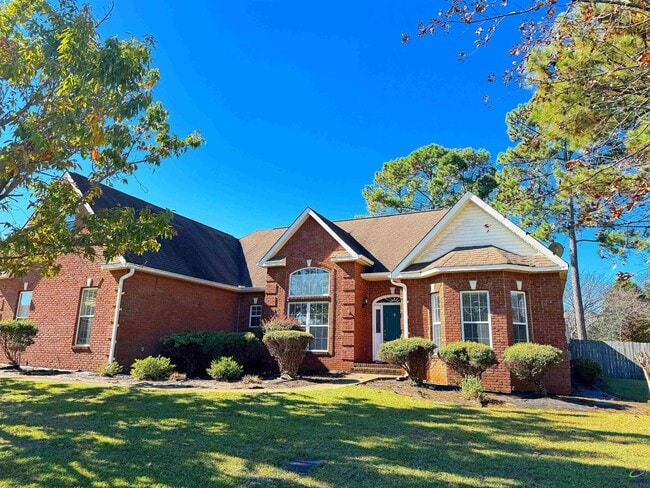 Photo - 701 Victoria Cir