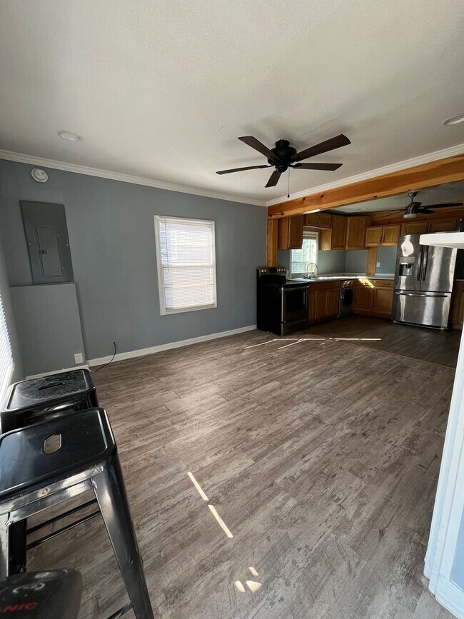 Photo - 2635 Royal St