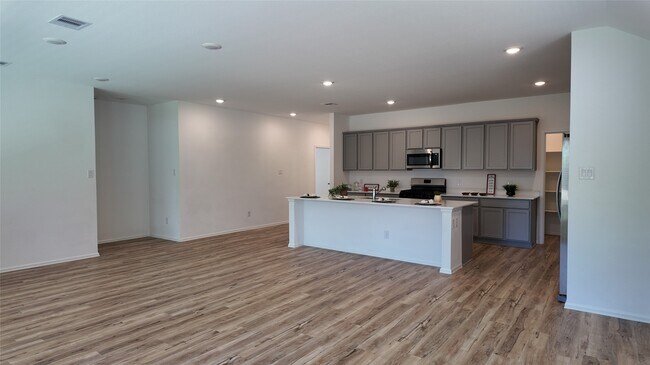 Photo - 7518 Angels Lndg Ln