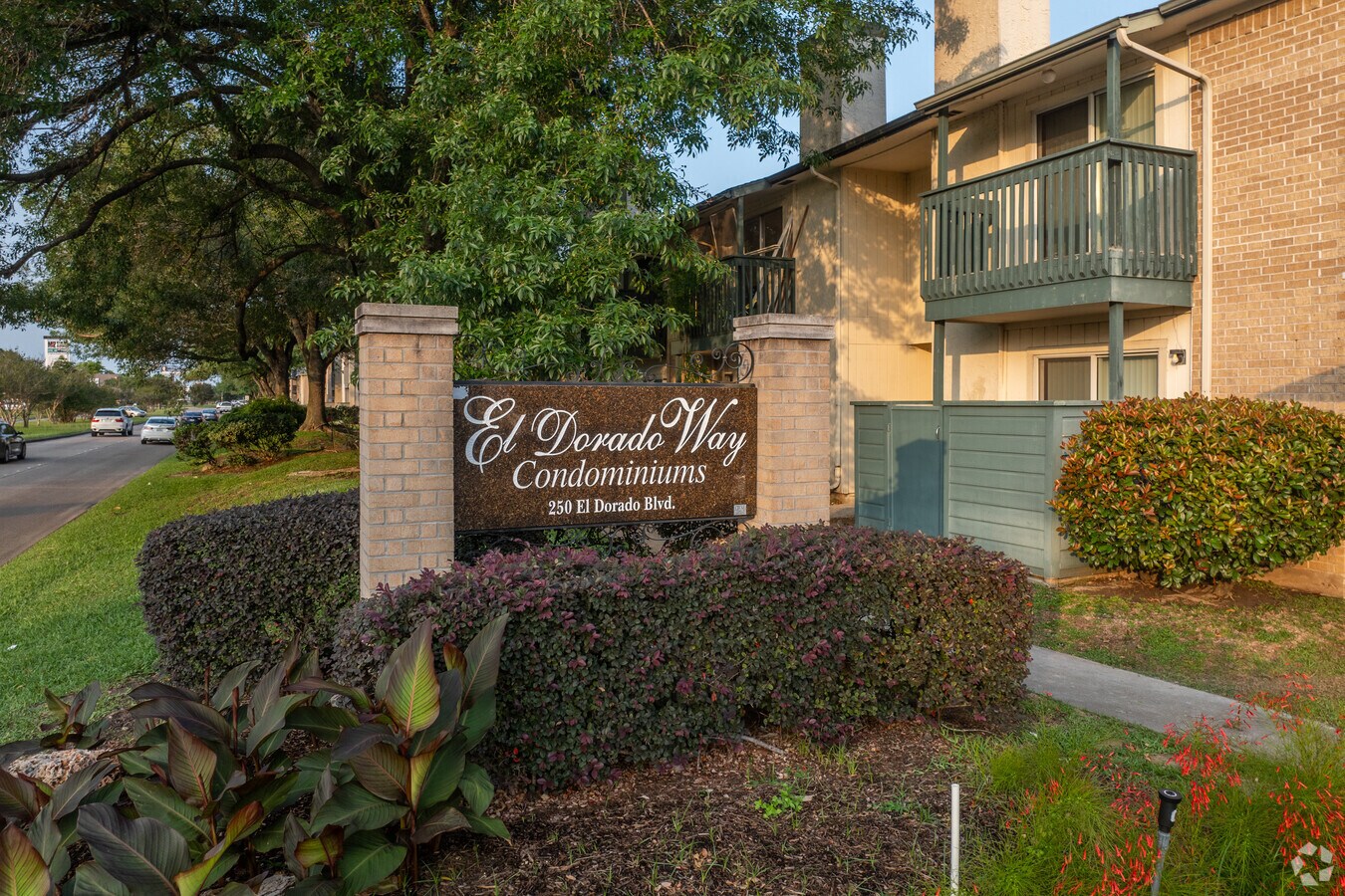 Photo - El Dorado Way Condominiums