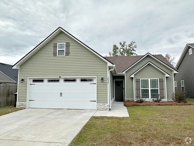 Building Photo - Charming 3-Bedroom Home Near Moody AFB wit...