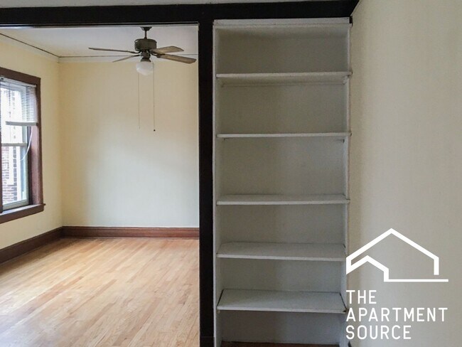 Photo - 3817 N Lawndale Ave Unit 3E