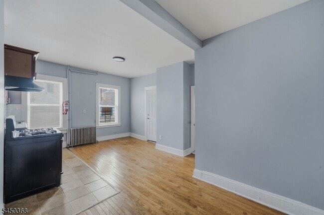 Photo - 143 20th Ave