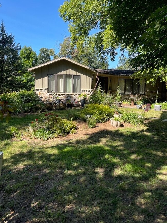 Photo - 14838 Kendall Ct