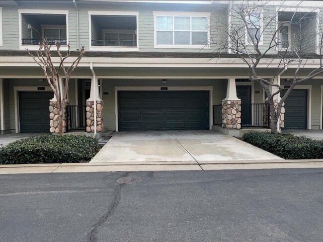 Building Photo - 9513 Coney Island Cir Unit 9513 coney island cir