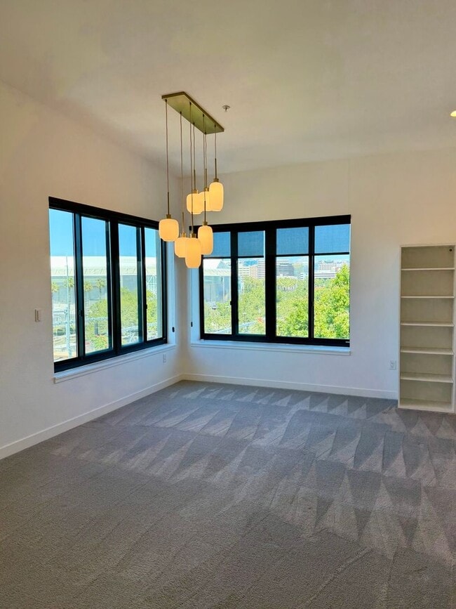 Photo - Corner Unit With Views Unidad 4133
