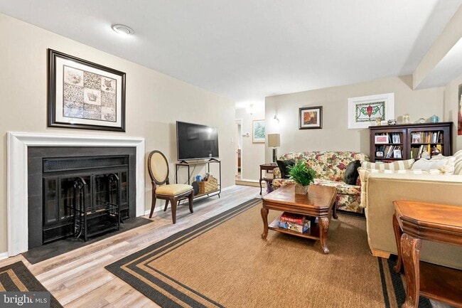 Photo - 53A W Bluebell Ln