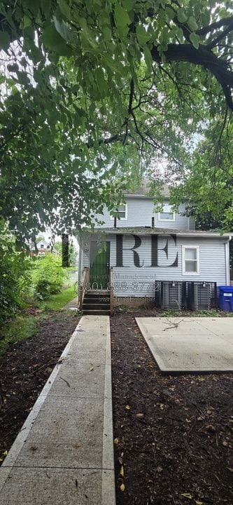 Photo - 878 Sullivant Ave