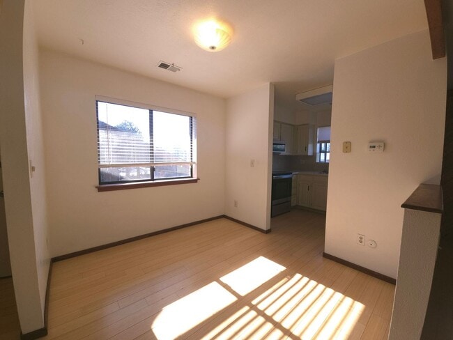 Photo - 2 bed 2 bath condo located in the Chateau Village West subdivision Unit 201