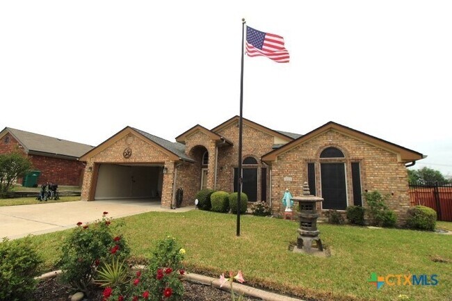 Photo - 603 Mustang Trail