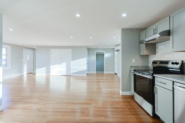 Photo - 20 Festa Rd Unit 1