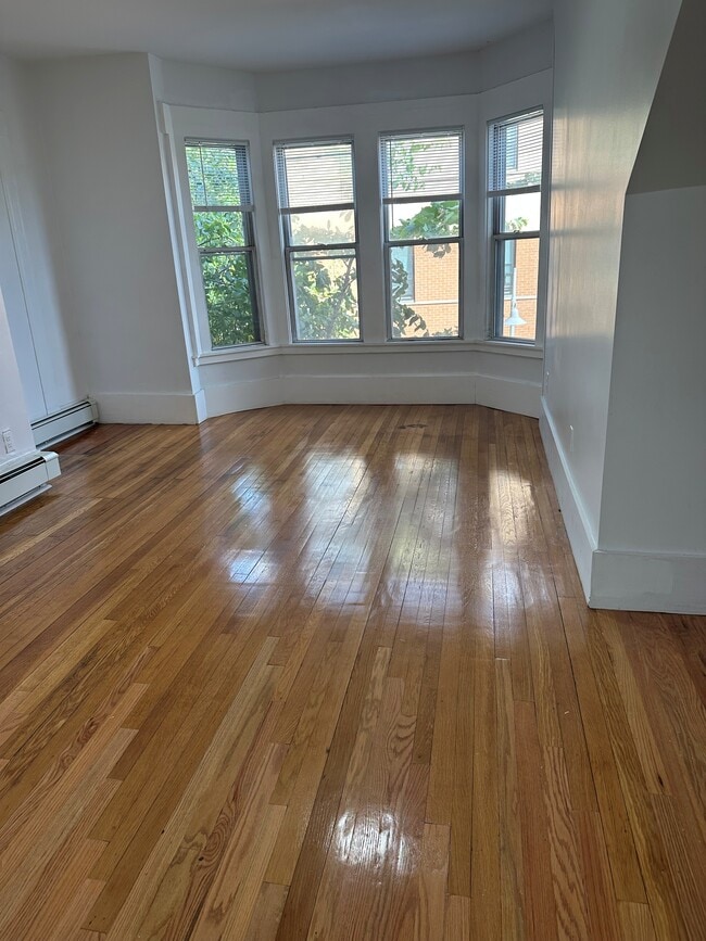 7 Greenville St Unit 4