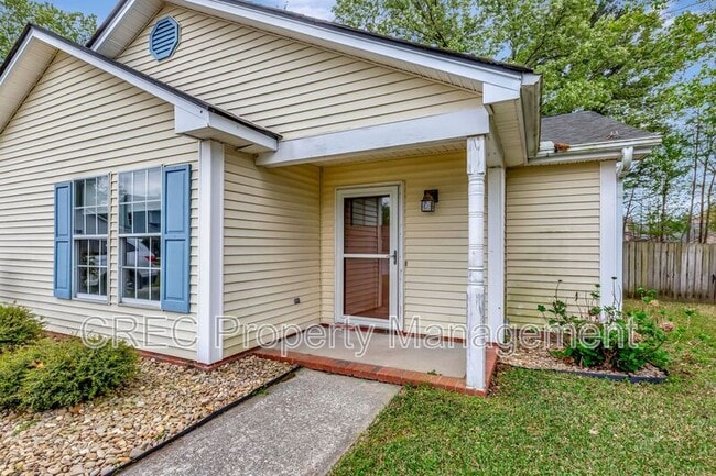 Photo - 207 Lynton Ct