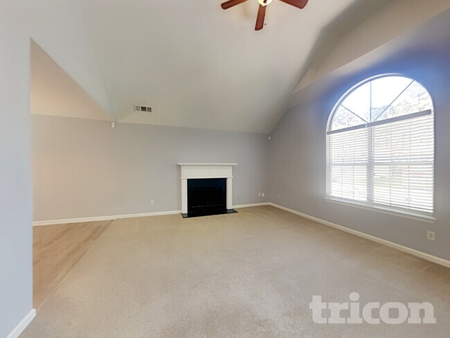 Photo - 6053 Crooked Creek Dr.