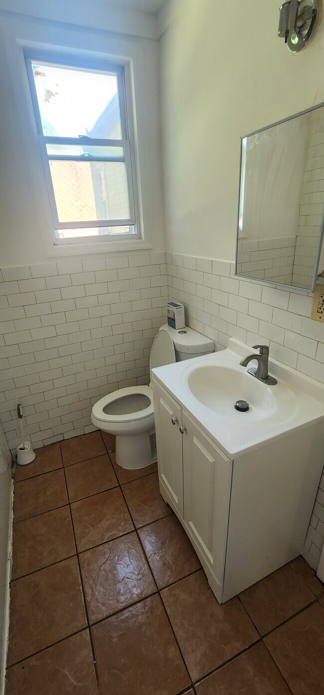 Photo - 341 1st St Unit 2