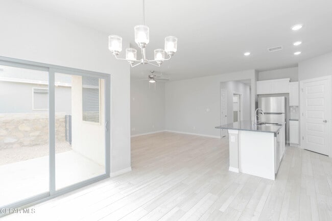 Photo - 13821 Madero Dr