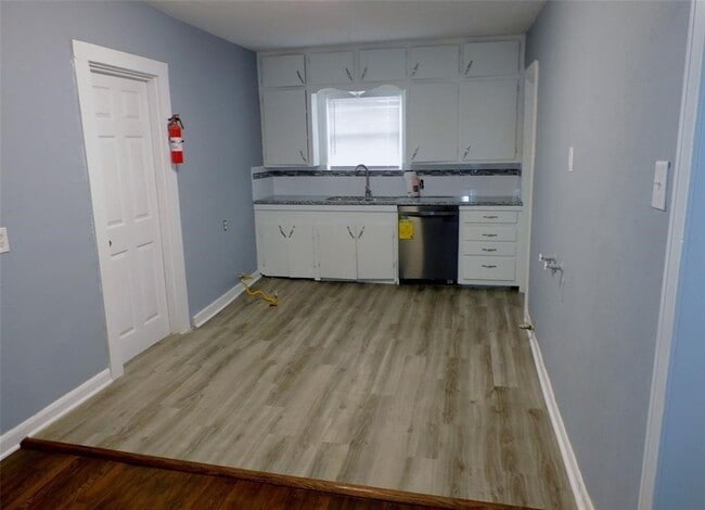 Photo - 816 Avenue A