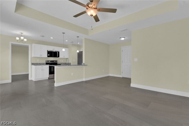 Photo - 2601 48th St W