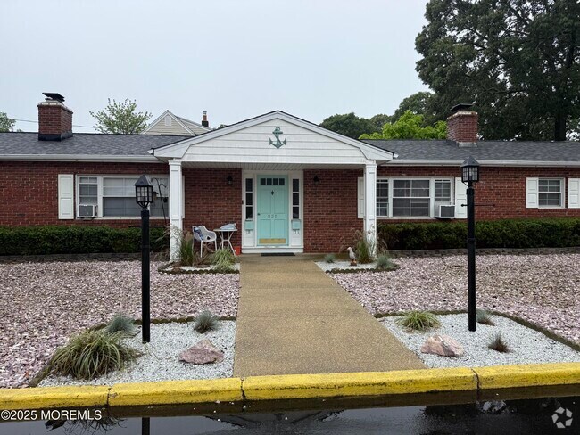 Building Photo - 821 Burnt Tavern Rd Unit 7 Rental