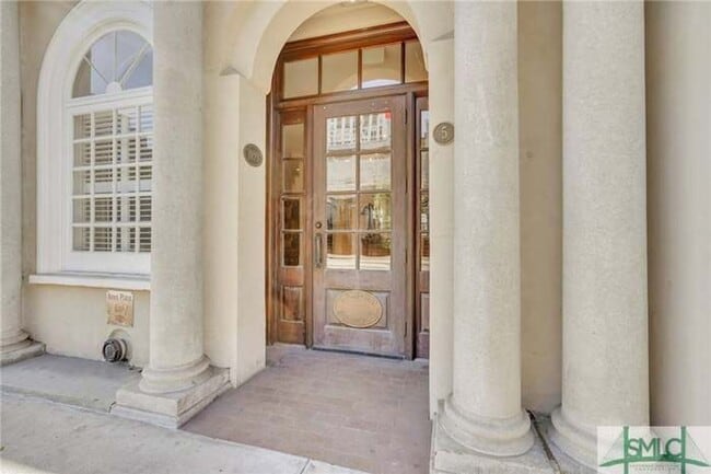 Photo - 1 BED | 1 BATH | DOWNTOWN CONDO | GARAGE P...