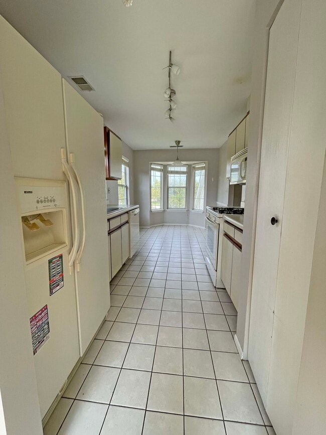 Photo - 238 Green Knoll Ln