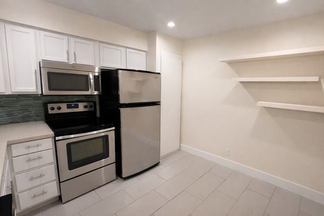 Photo - 4777 Cedar Springs Rd Unit 8D