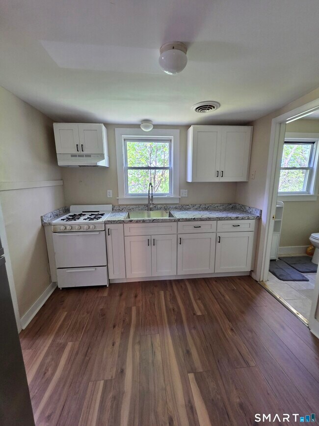 Photo - 22 Lakeview St Unit 2