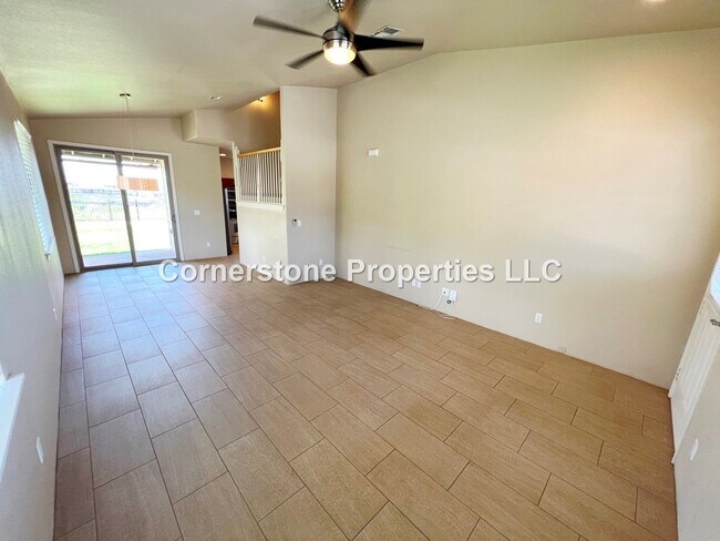 Photo - 92-637-637 Welo St