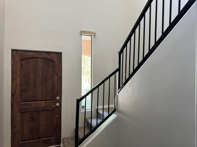 Photo - 1619 Cheshire Ct