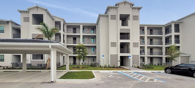 Wellen Park Golf and Country Club Annual C... - Wellen Park Golf and Country Club Annual C... Condo Unit 302