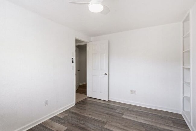 Photo - Location! Charming 2/1 near Downtown Dunedin